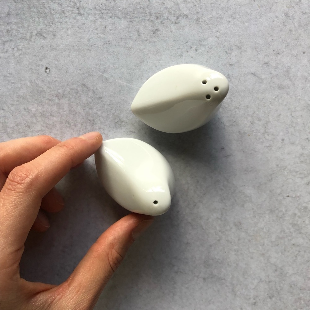 Crate and Barrel Bird S&P Shakers